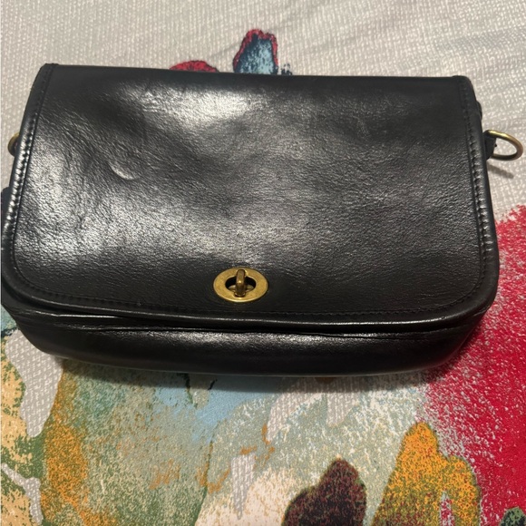 Coach Black Leather Shoulder Bag (No Strap) Vintage before 1994 - Picture 6 of 14